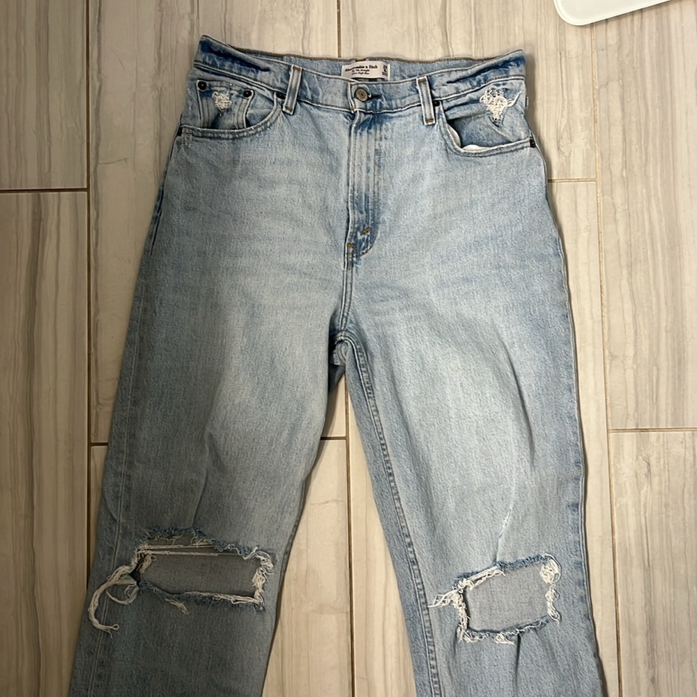 Women’s Abercrombie 90’s Straight Ultra High Rise Jeans